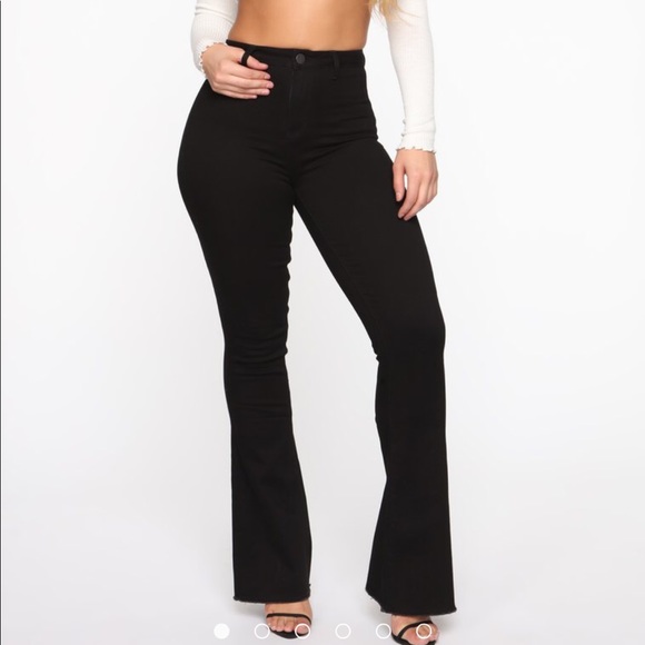 FashionNova high waisted black flare jeans - Picture 1 of 2